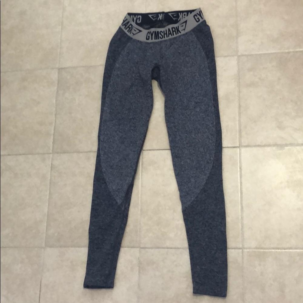 gym shark legging set